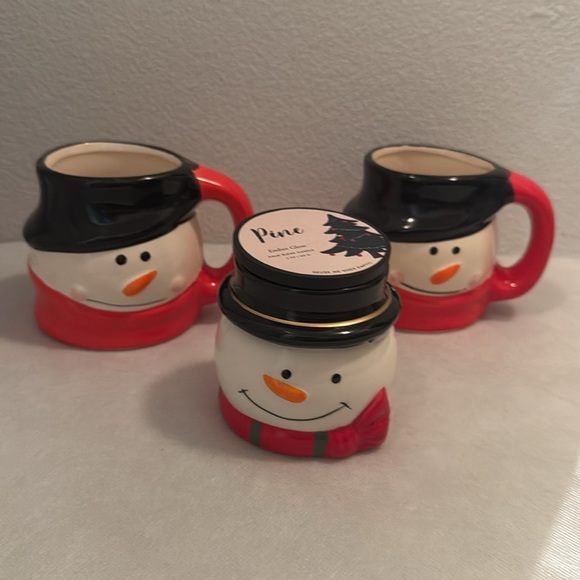 2 Royal Norfolk snowman mugs. 10oz vintage AND matching snowman candle - Picture 1 of 13